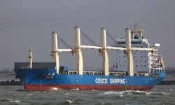 COSCO SHIPPING's TIAN EN Sets Record by Loading 7 Massive RTG Cranes in Just Two Days