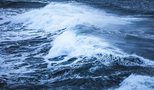 Atlantic Ocean current system gives a warning