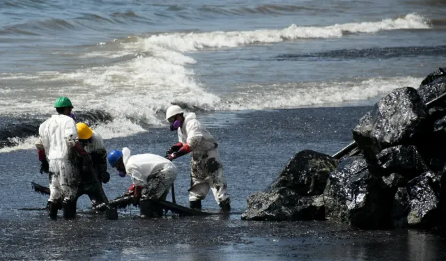 Trinidad and Tobago struggles with oil pollution