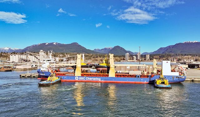 Sanmar ElectRA tugs arrive in Vancouver to join SAAM Towage fleet