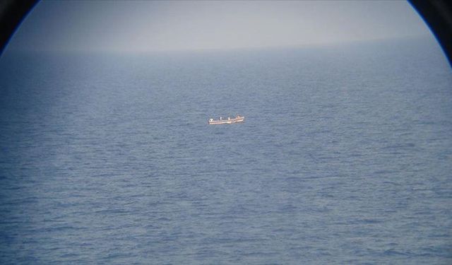 Pirates captured Bangladesh-flagged cargo vessel