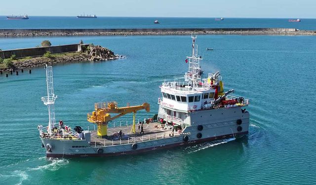 MED MARINE Delivers Seatech Design Buoy Vessel to Port Qasim