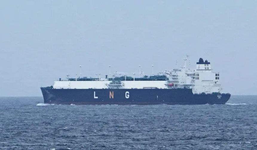 Algerian LNG vessel arrives at Türkiye