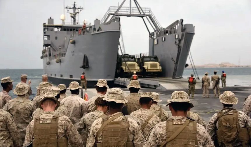 US marines train for war “island warfare” against China