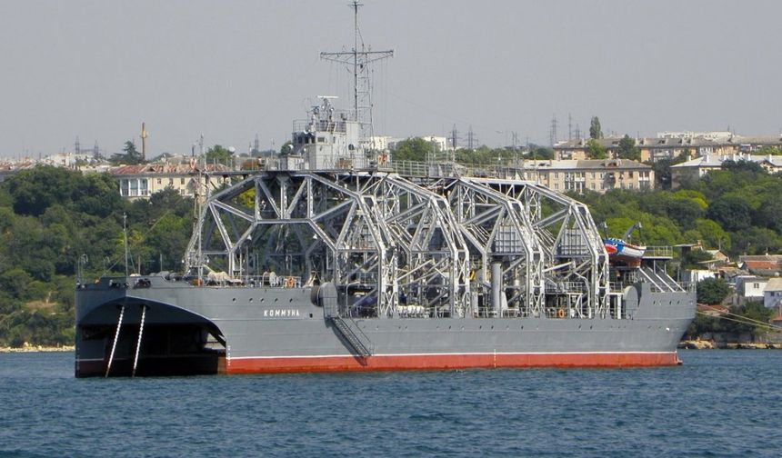 Ukraine says missile strikes Putin's 112-year-old warship but ship looks undamaged
