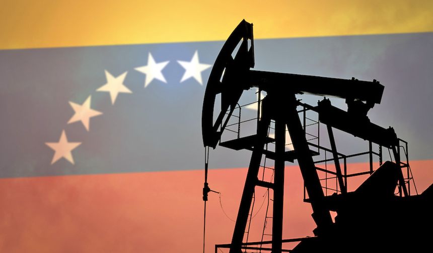U.S. considers reimposing oil sanctions on Venezuela