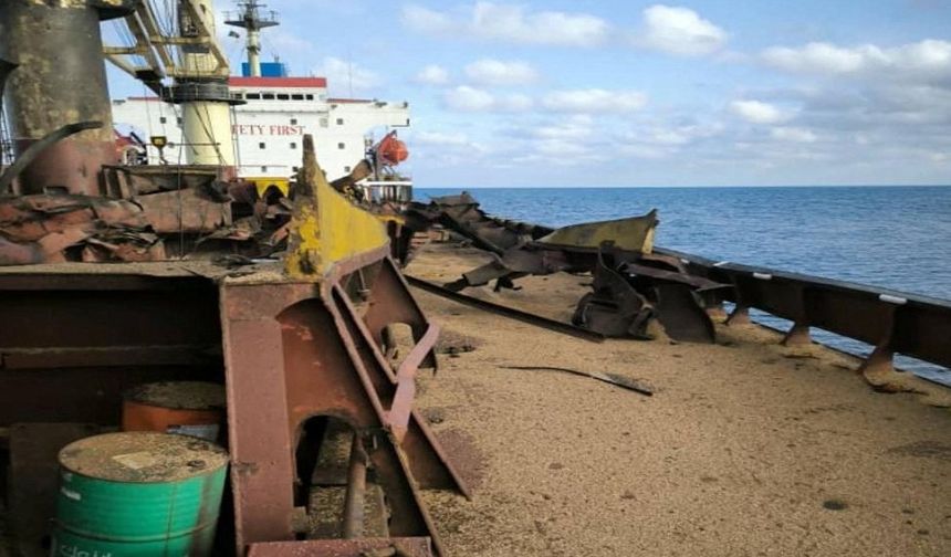 Russian Missile Strikes Ukrainian Cargo Ship Carrying Wheat to Egypt