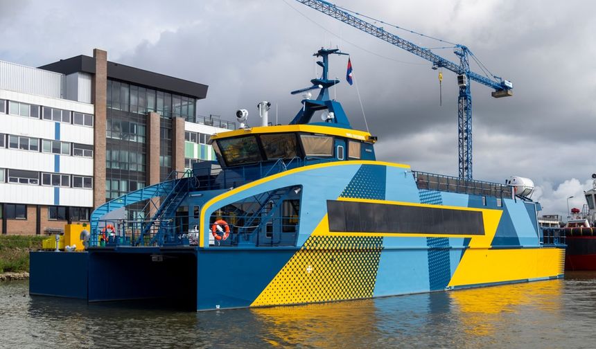 Germany’s First Fully Electric Catamaran Passes Trials